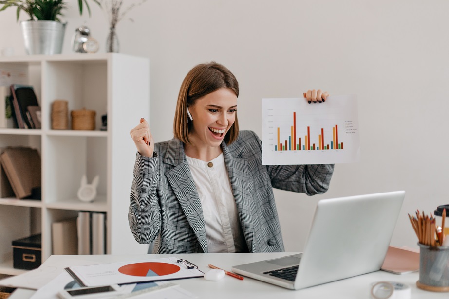 gerente impactada com venda mais com indicação